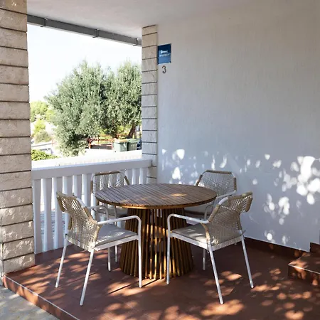 Apartman Mrvica - Bilo, Primosten *