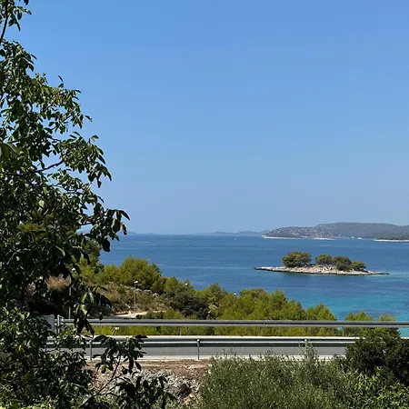 Mrvica - Bilo, Primosten Lejlighed