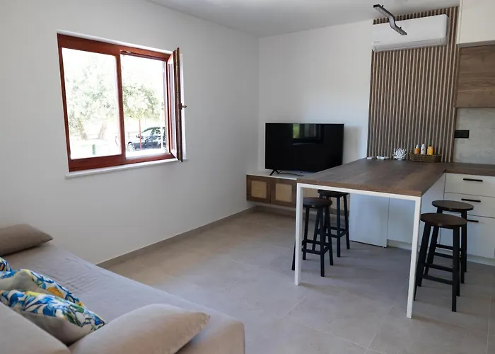 Mrvica - Bilo, Primosten Appartement Otok Trara