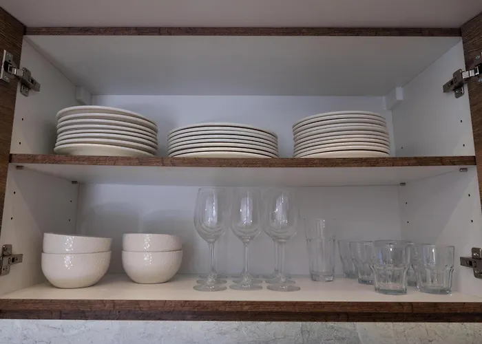 Mrvica - Bilo, Primosten Otok Trara